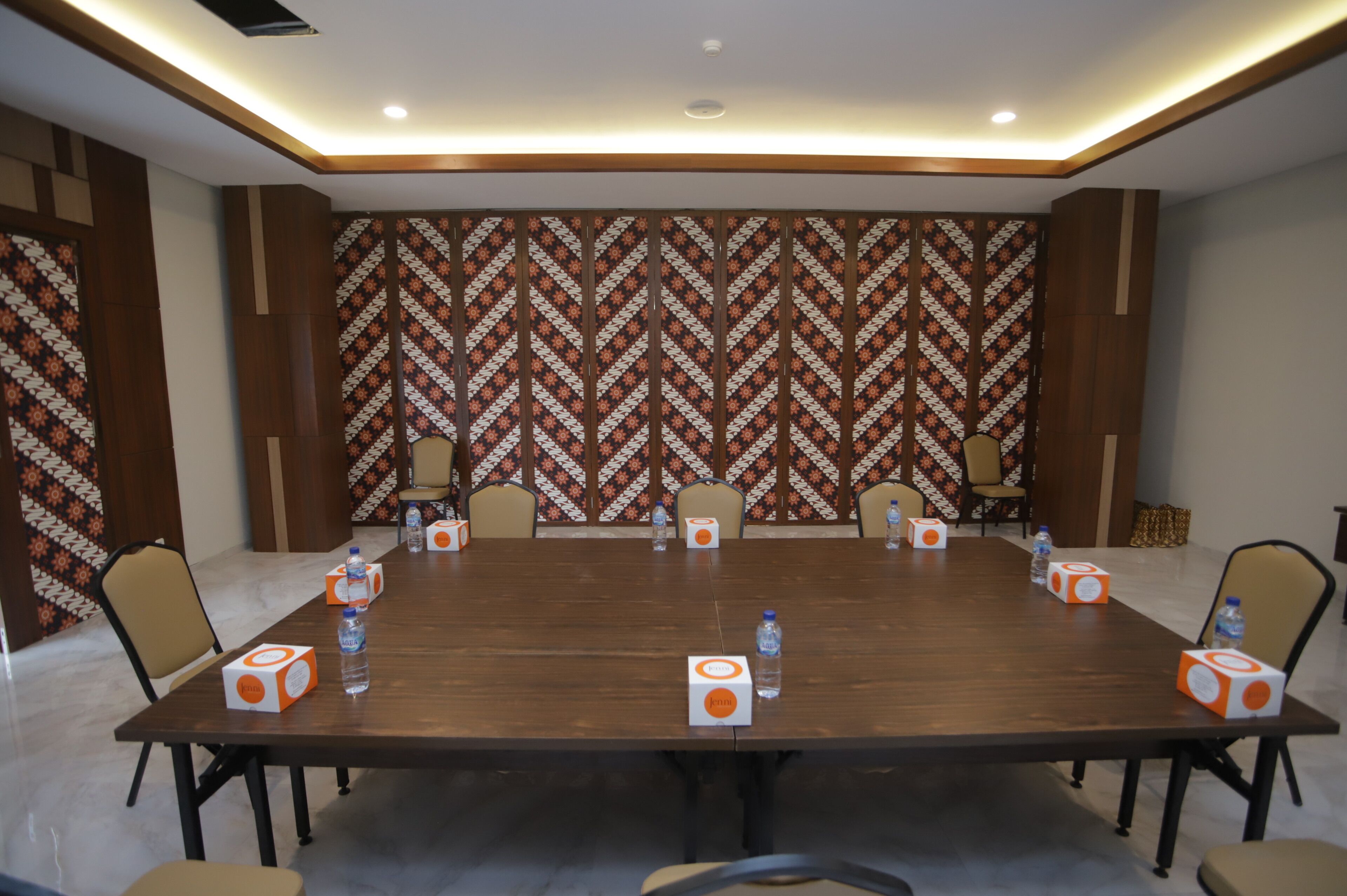 Front One Budget Boyolali