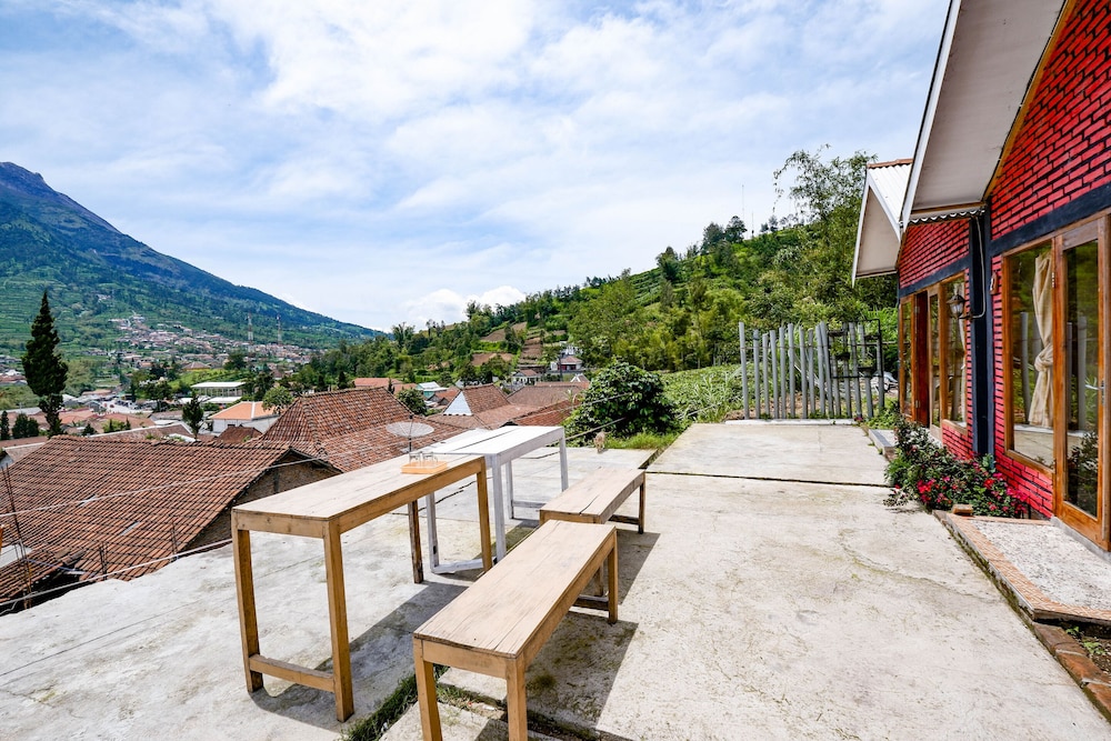 Pondok Merapi Cottage by OYO Rooms