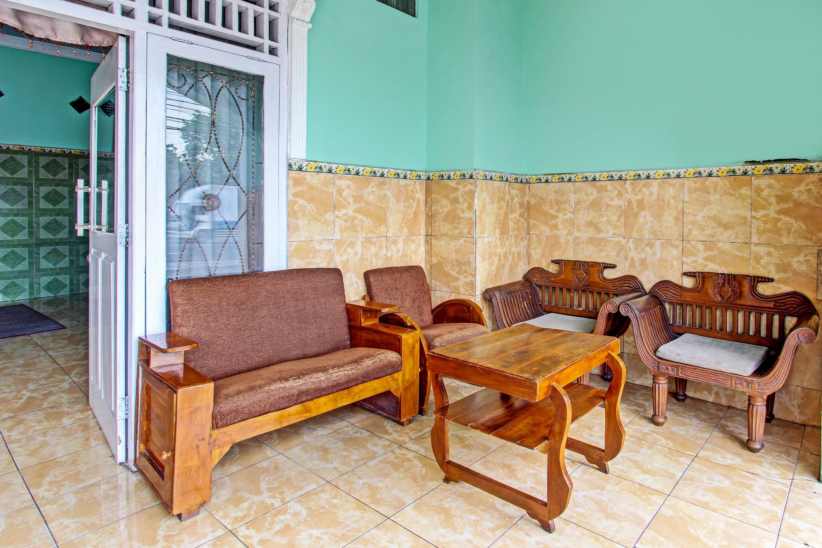 Spot On 92445 Mutiara Indah Hotel