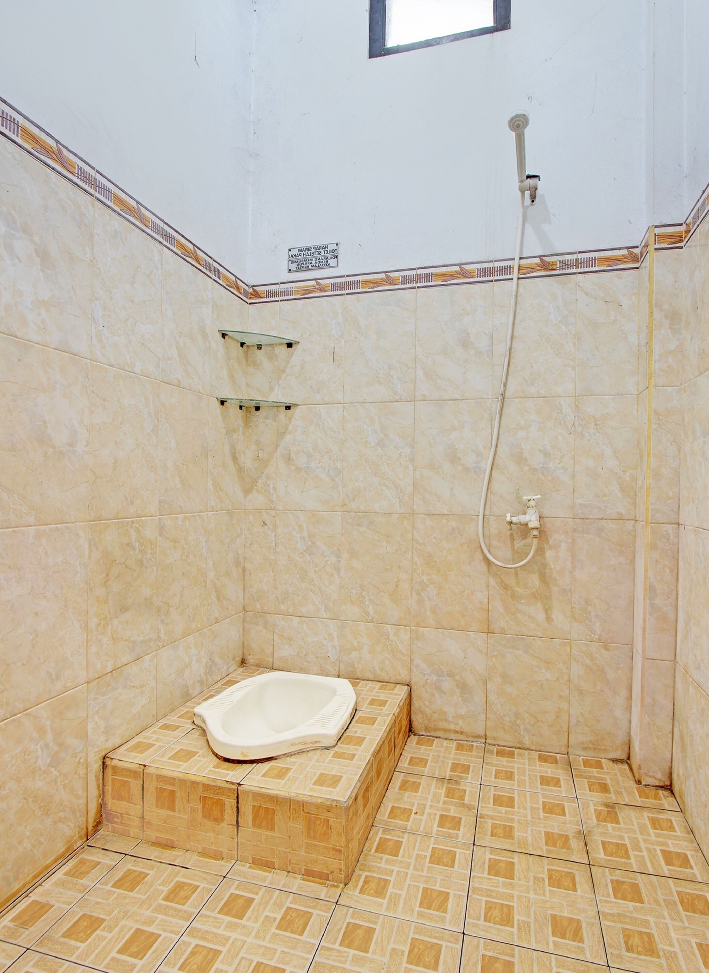 Spot On 92445 Mutiara Indah Hotel