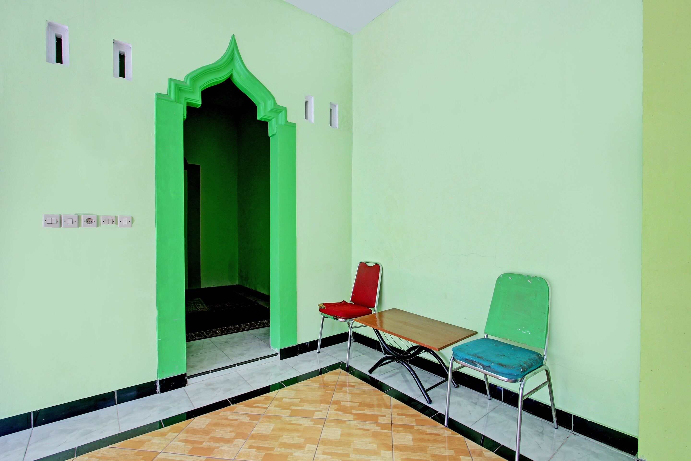 Spot On 92445 Mutiara Indah Hotel