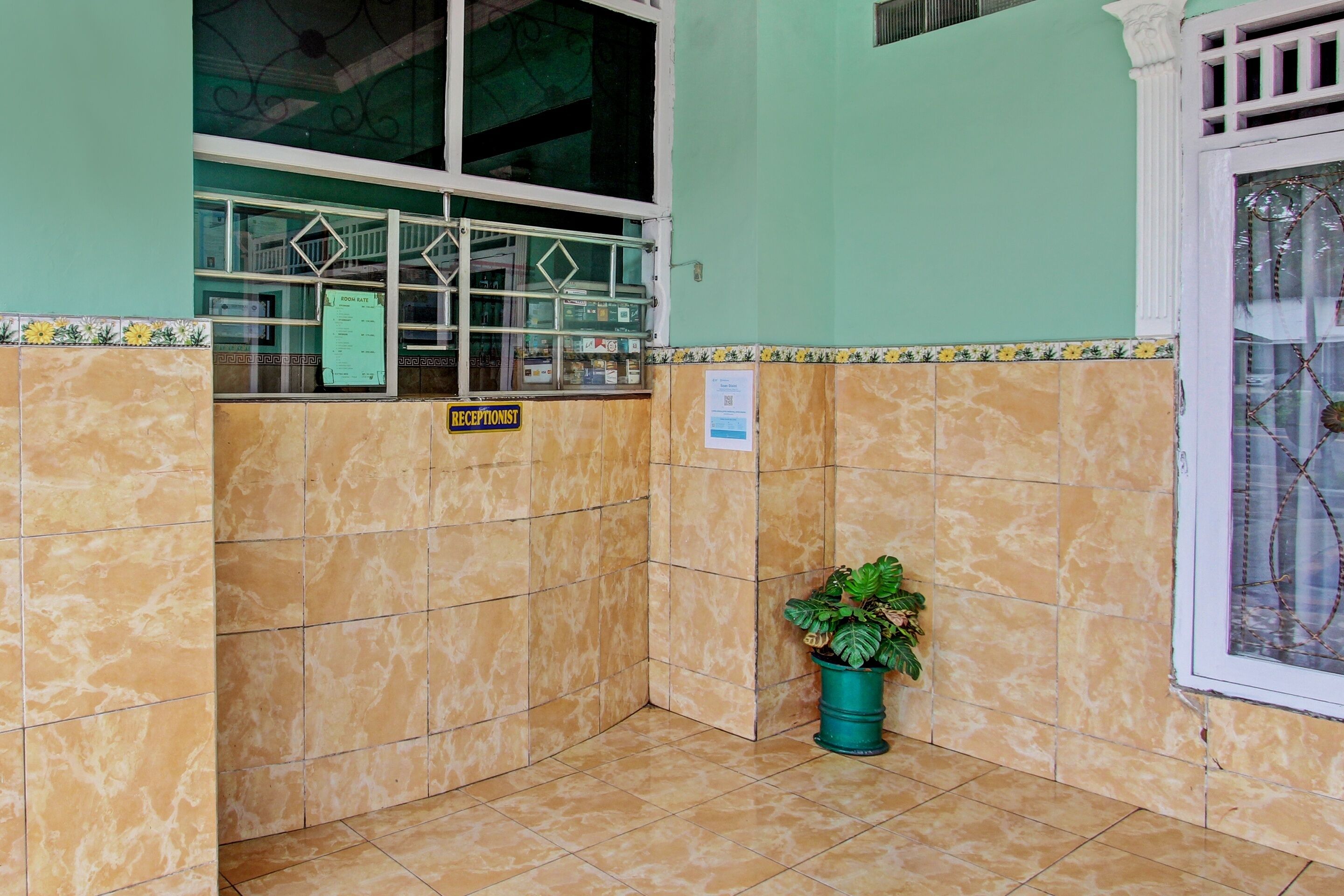 Spot On 92445 Mutiara Indah Hotel