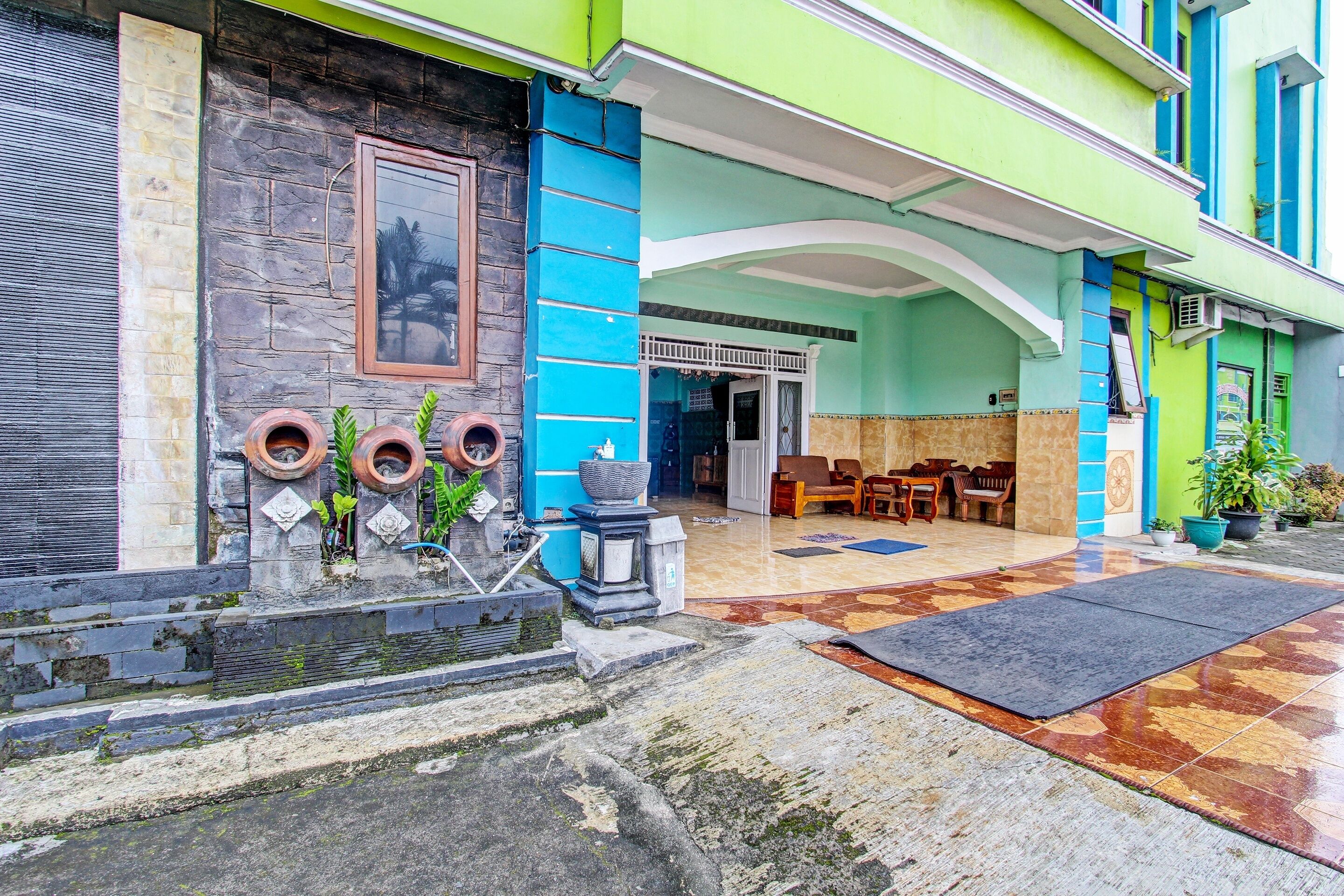 Spot On 92445 Mutiara Indah Hotel