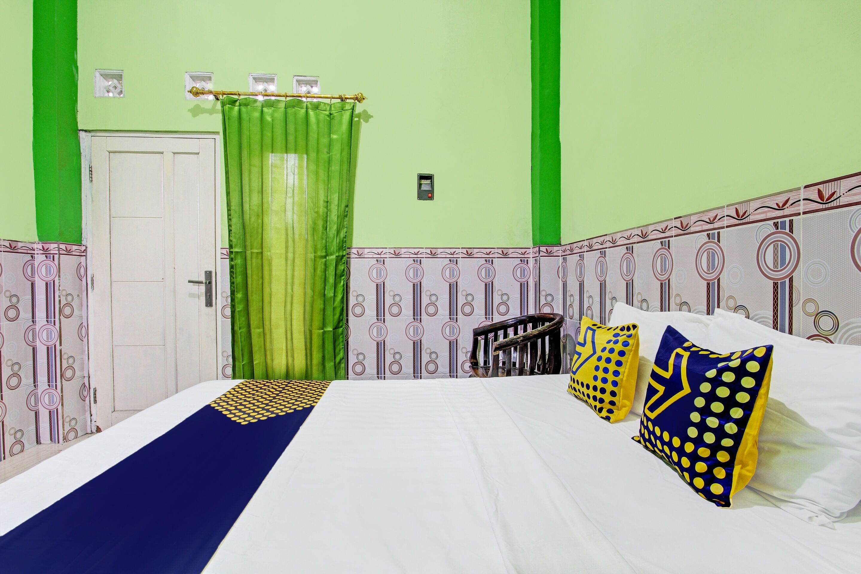 Spot On 92445 Mutiara Indah Hotel