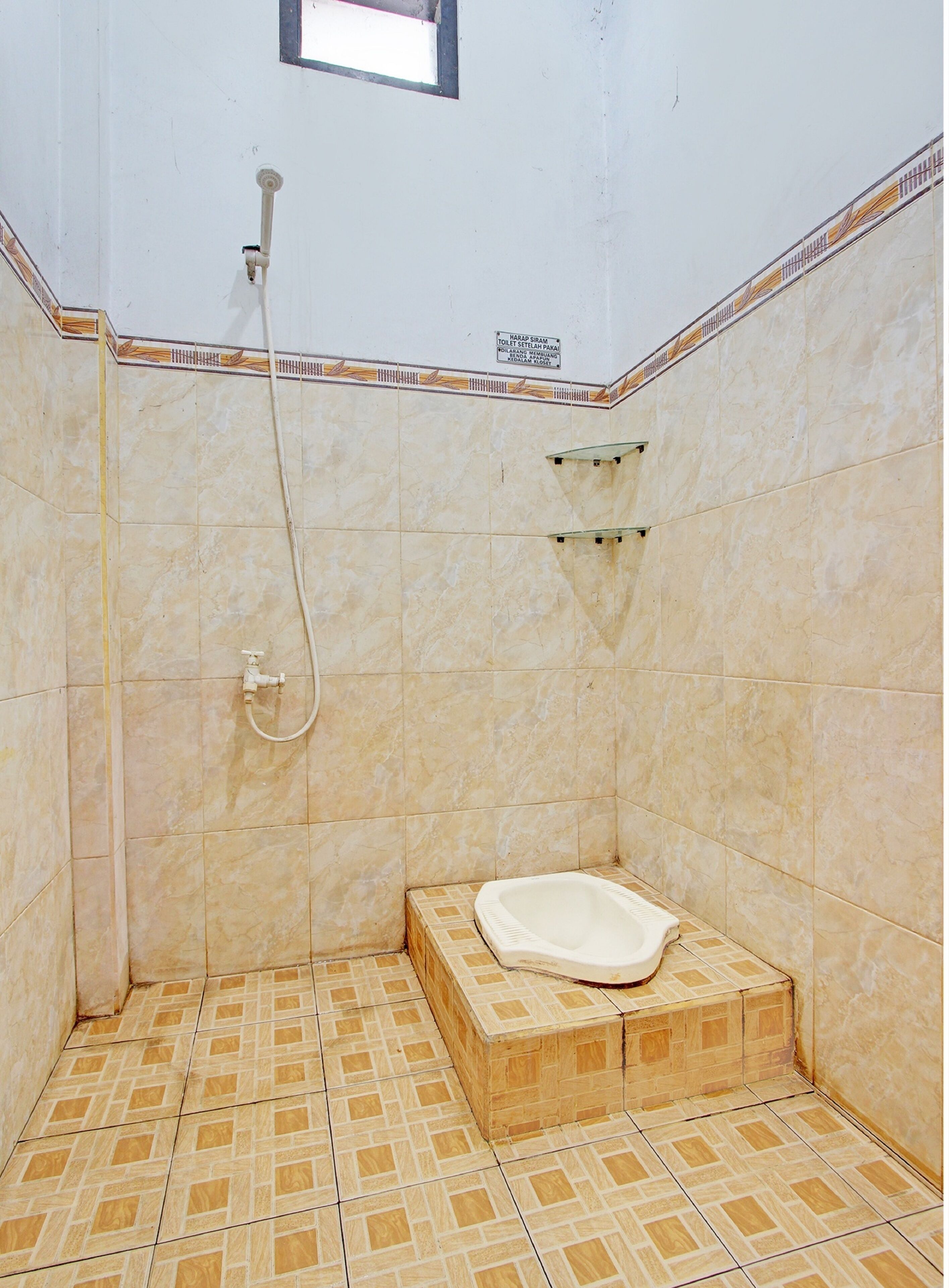 Spot On 92445 Mutiara Indah Hotel