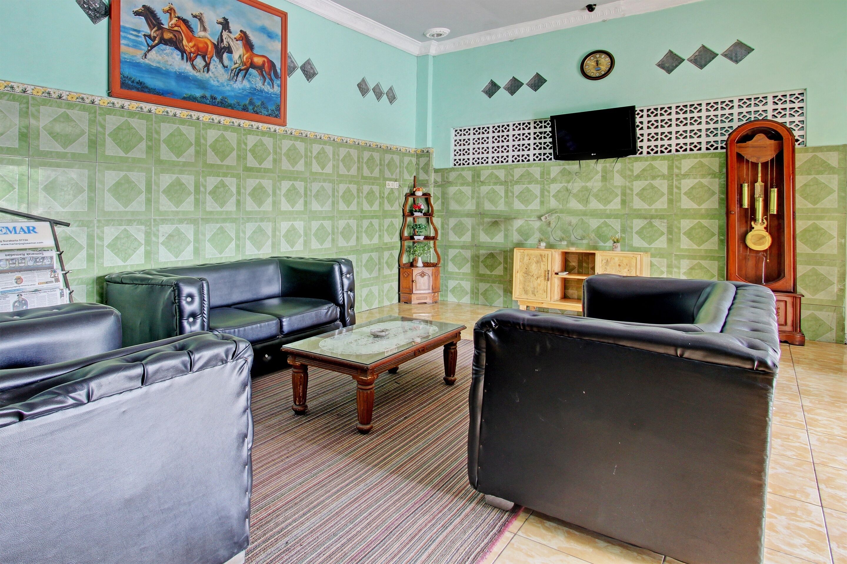 Spot On 92445 Mutiara Indah Hotel