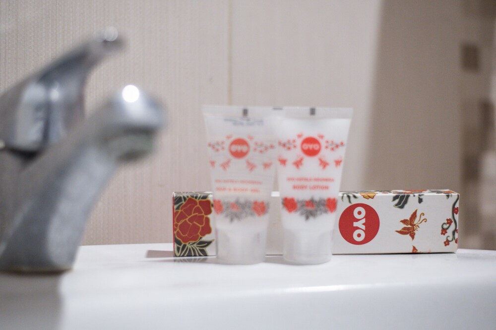 OYO 673 Hotel Cepu Indah 1