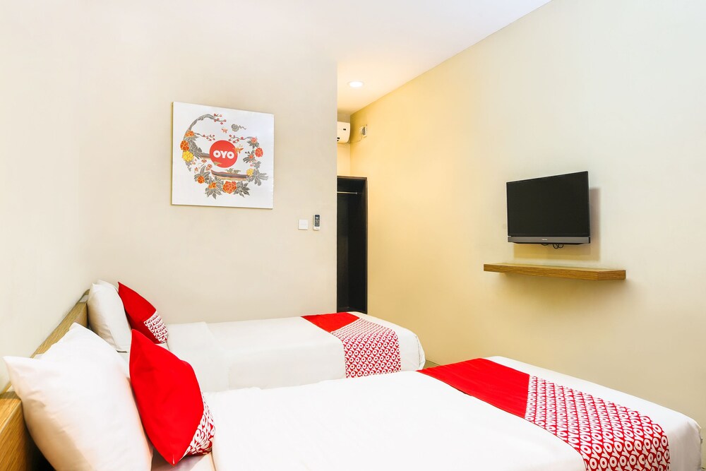 OYO 673 Hotel Cepu Indah 1