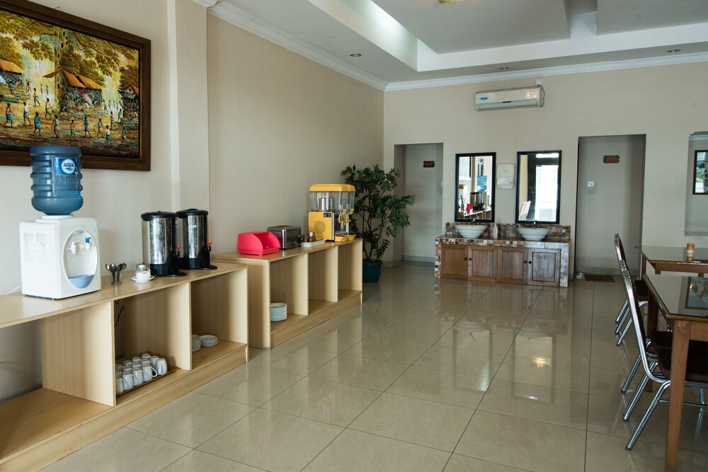 OYO 673 Hotel Cepu Indah 1