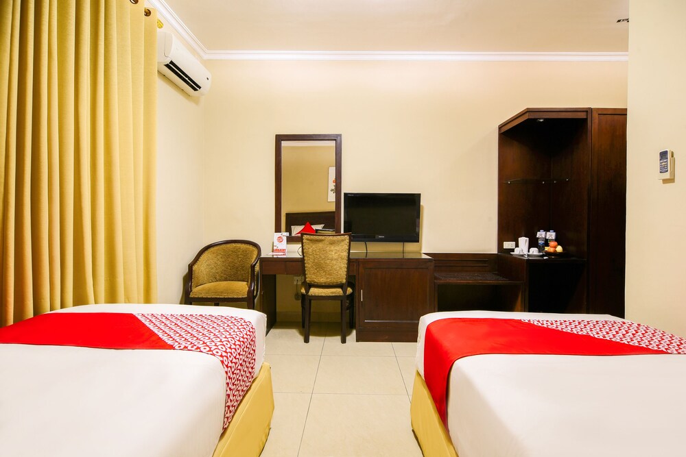 OYO 673 Hotel Cepu Indah 1