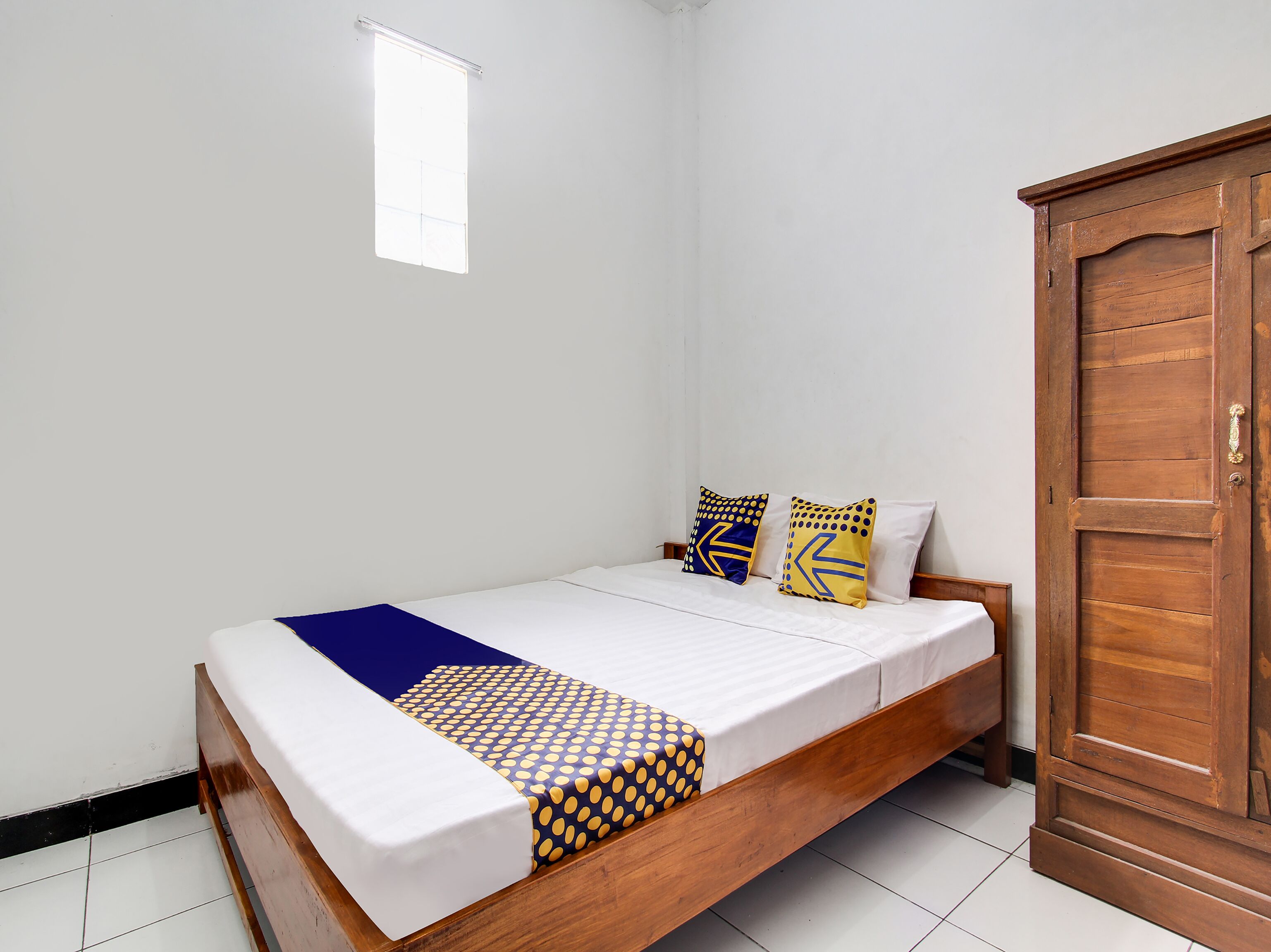 Spot On Hellena Guesthouse