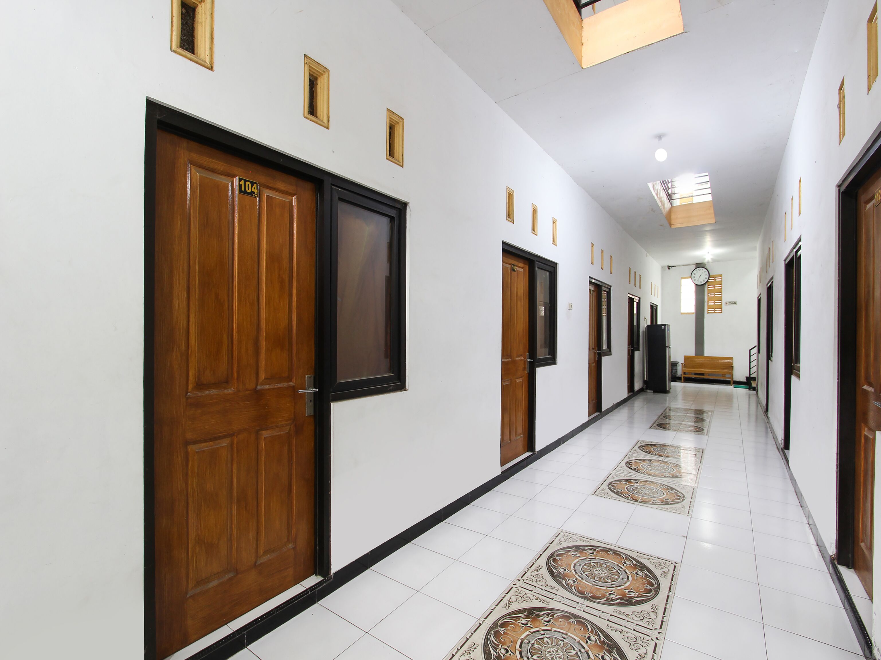 Spot On Hellena Guesthouse