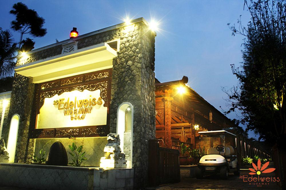 Chrome Hotel & Resort