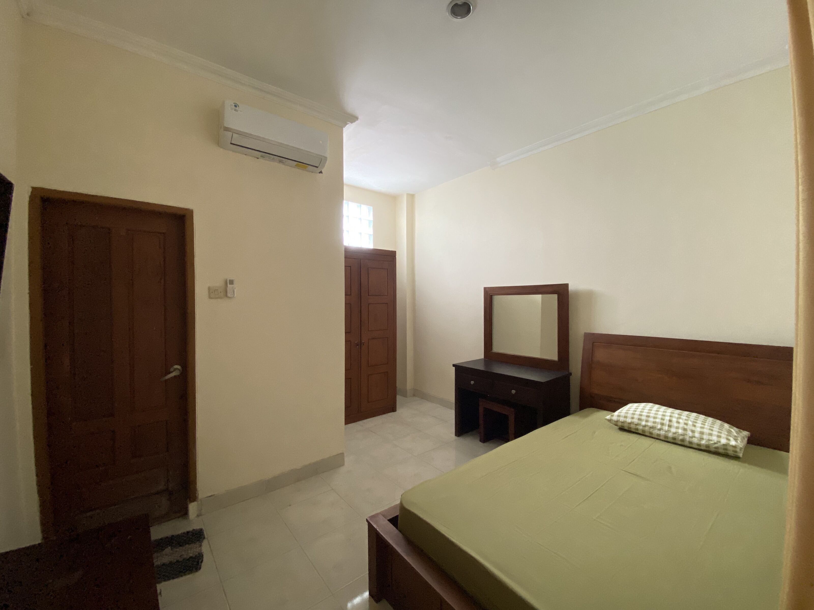 TB One Kost Exclusive