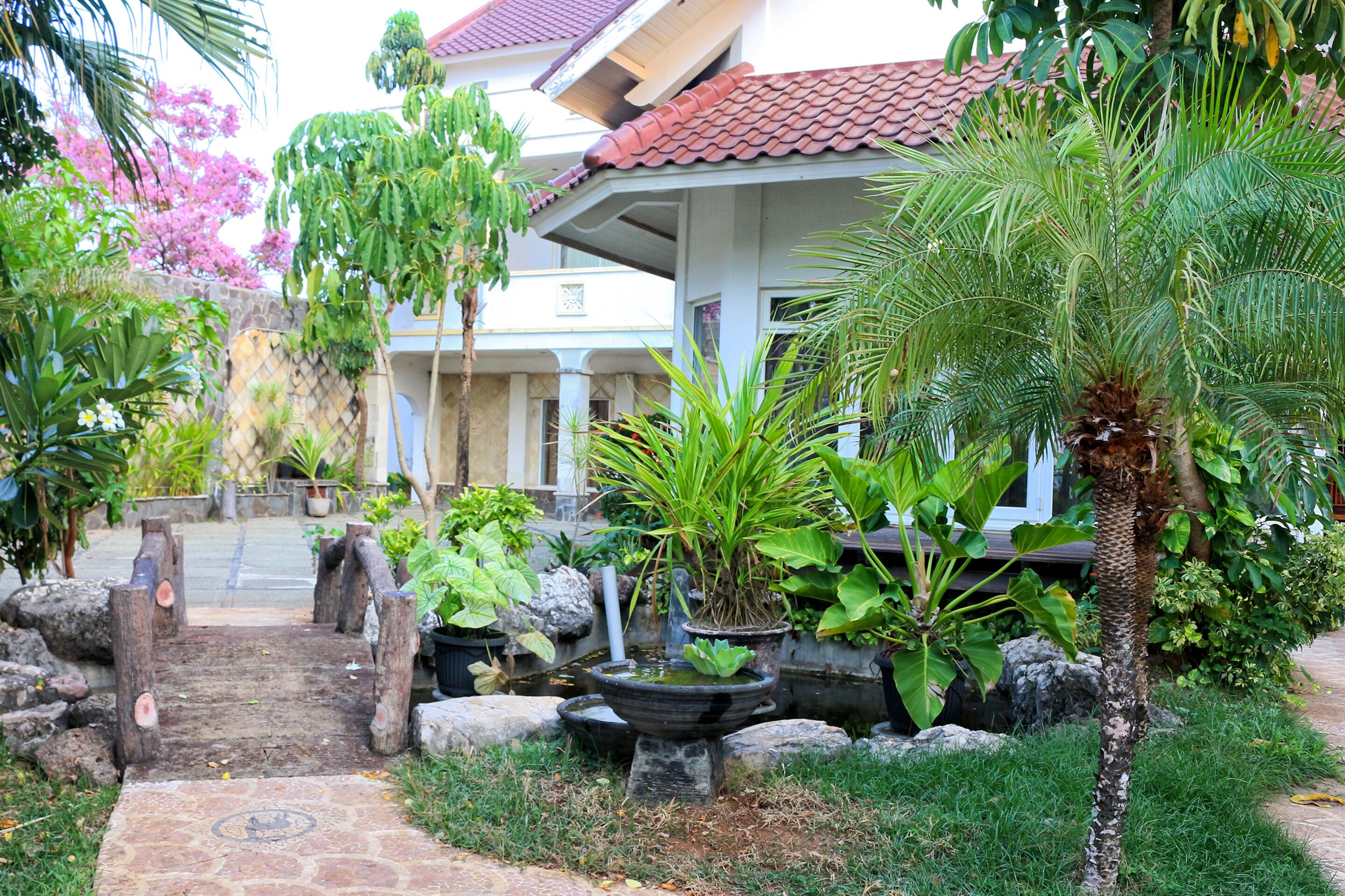Bayfront Karnadia by OYO Rooms
