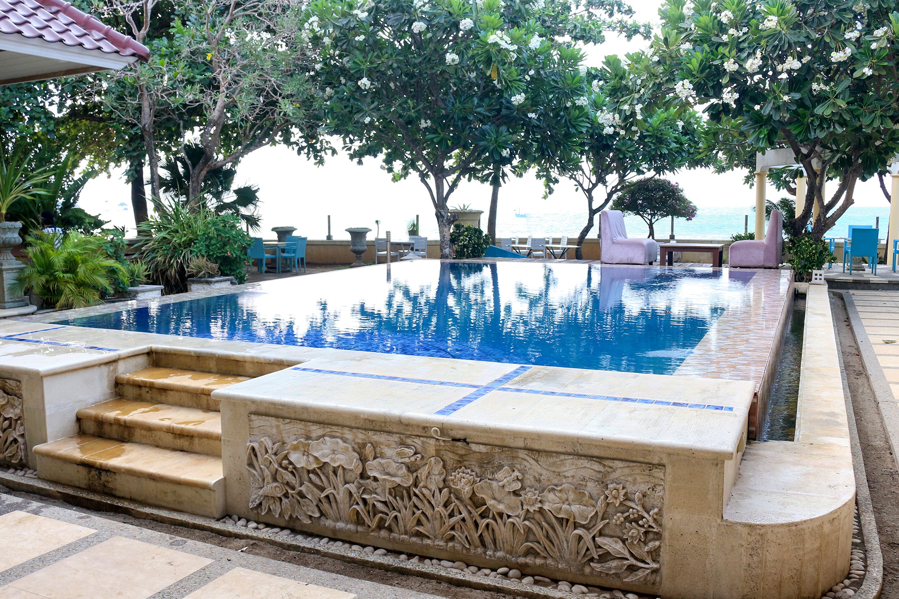 Bayfront Karnadia by OYO Rooms