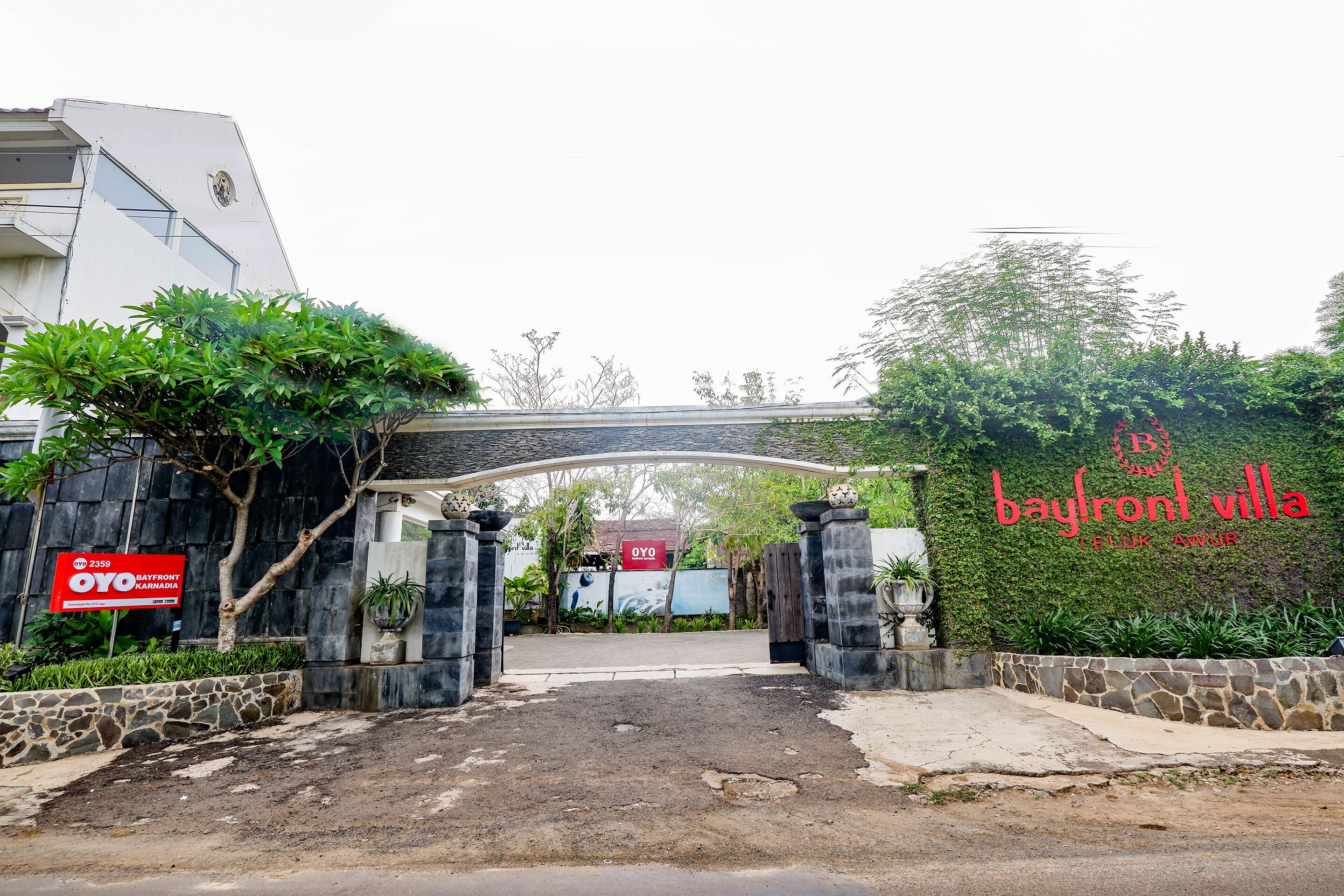 Bayfront Karnadia by OYO Rooms