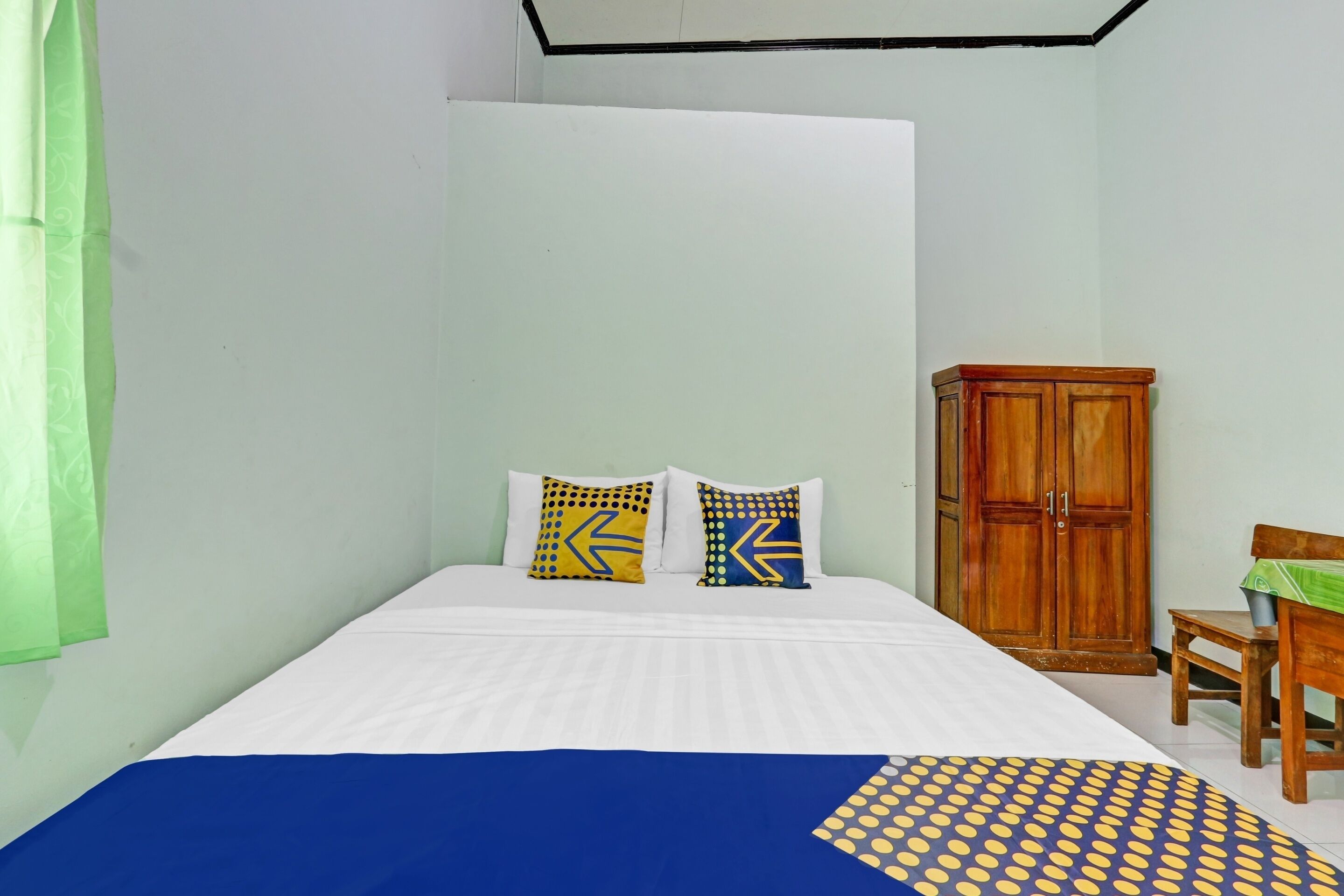 Spot On 90760 Homestay Al Madina Syariah