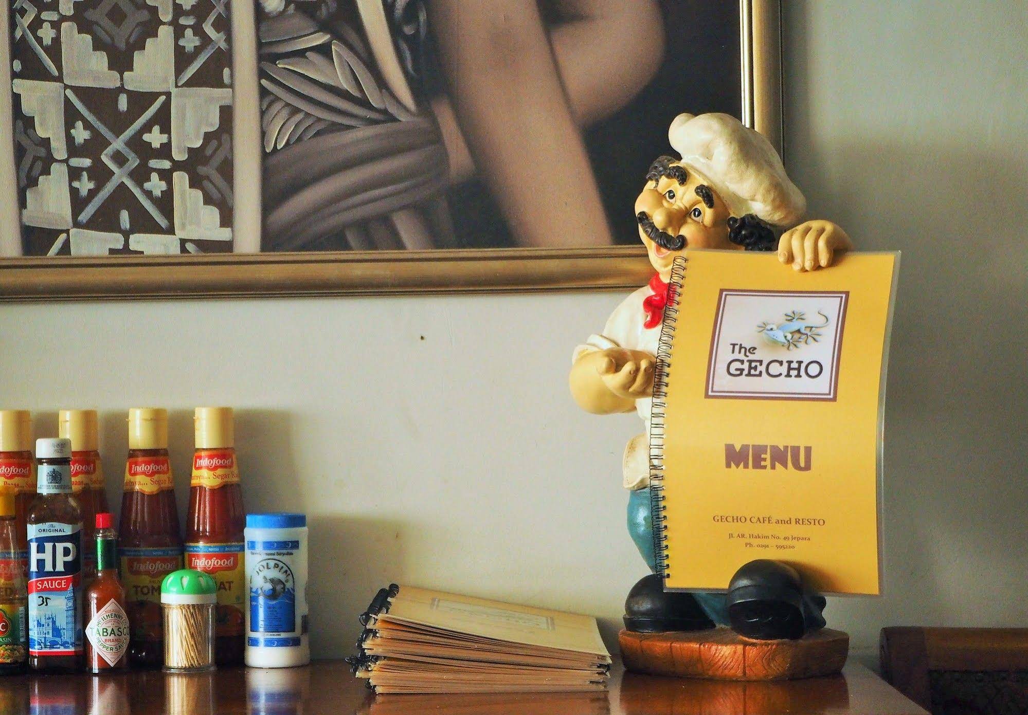 The Gecho Inn