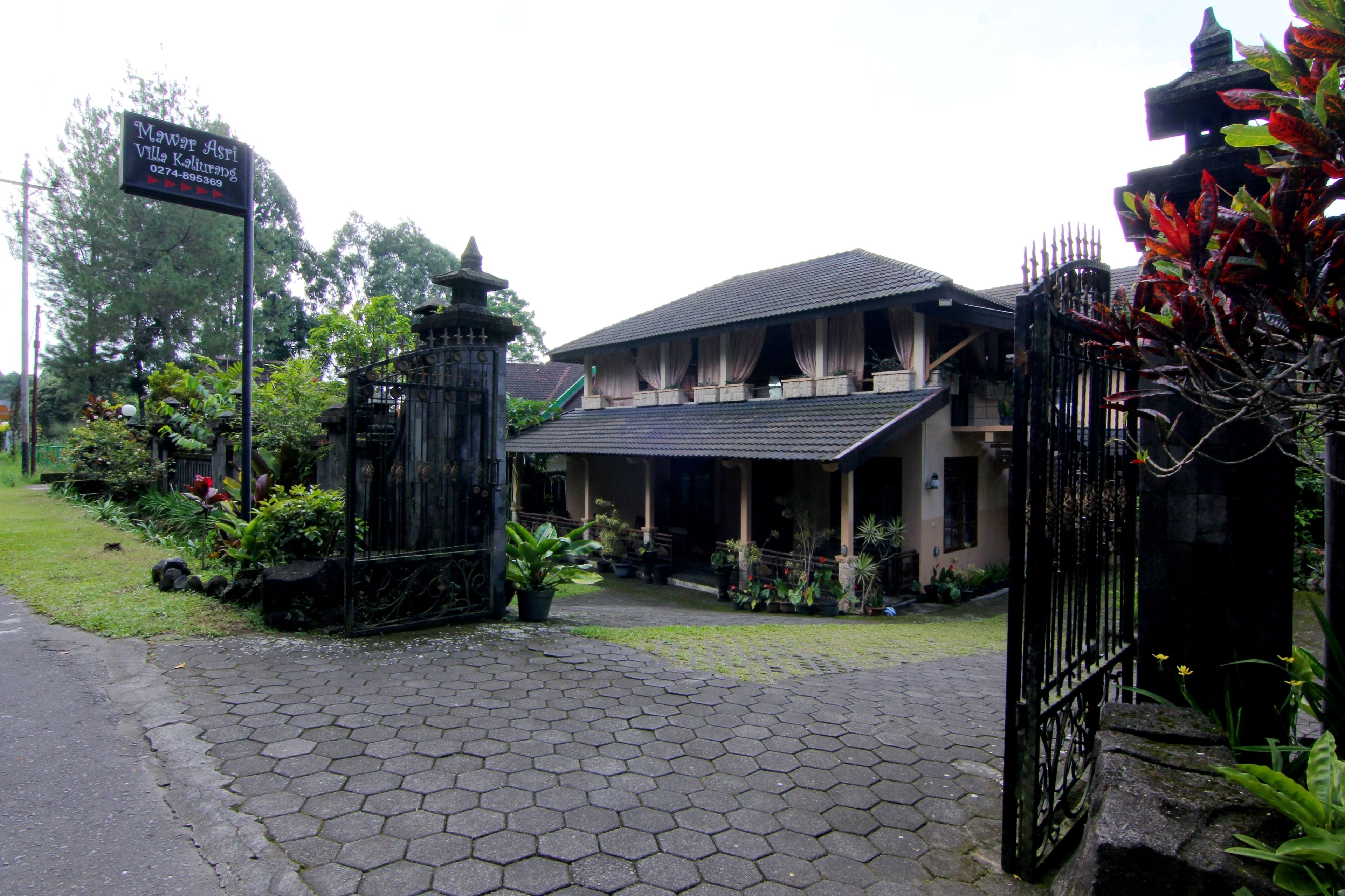 Mawar Asri Villa Syariah Kaliurang by OYO Rooms