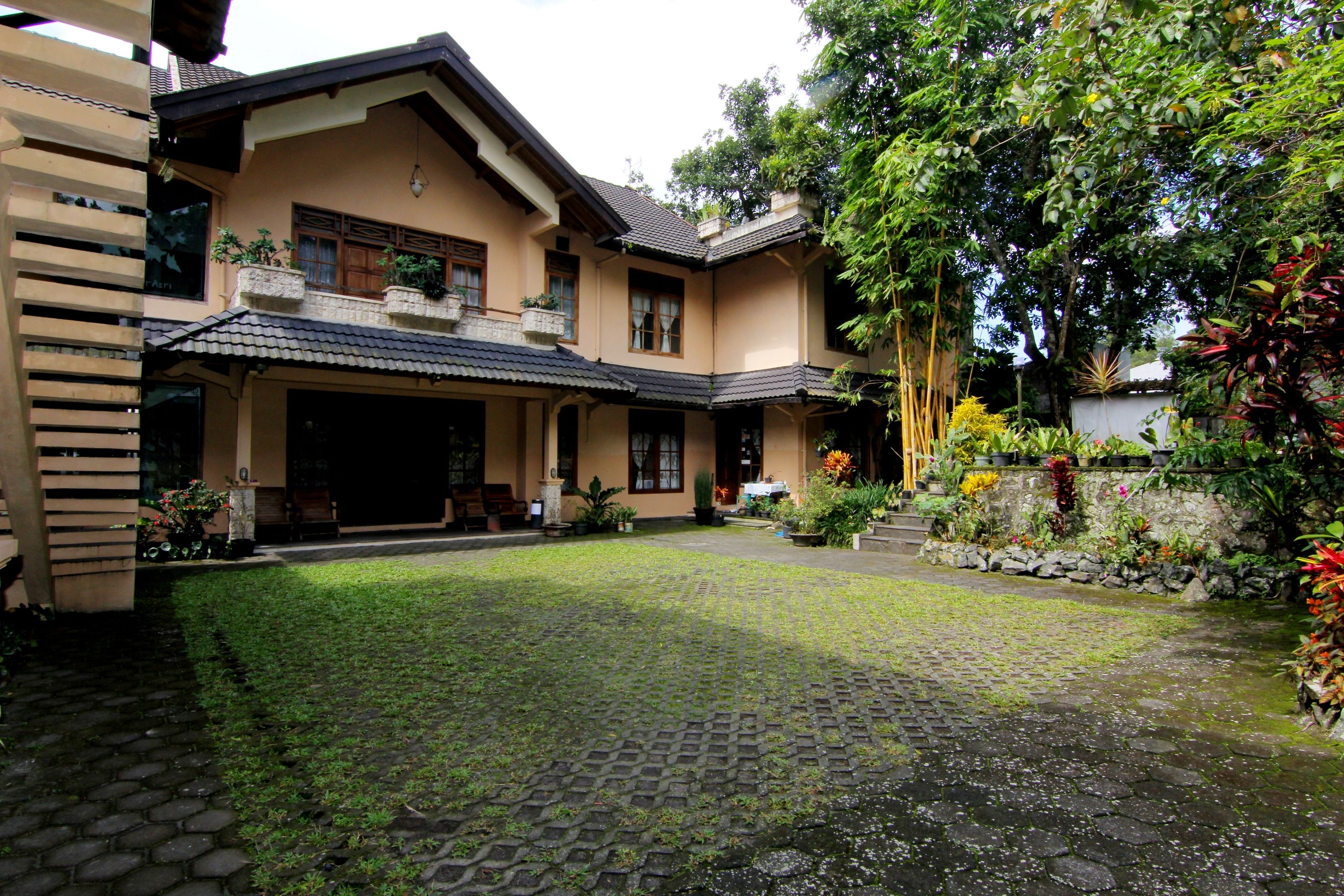 Mawar Asri Villa Syariah Kaliurang by OYO Rooms