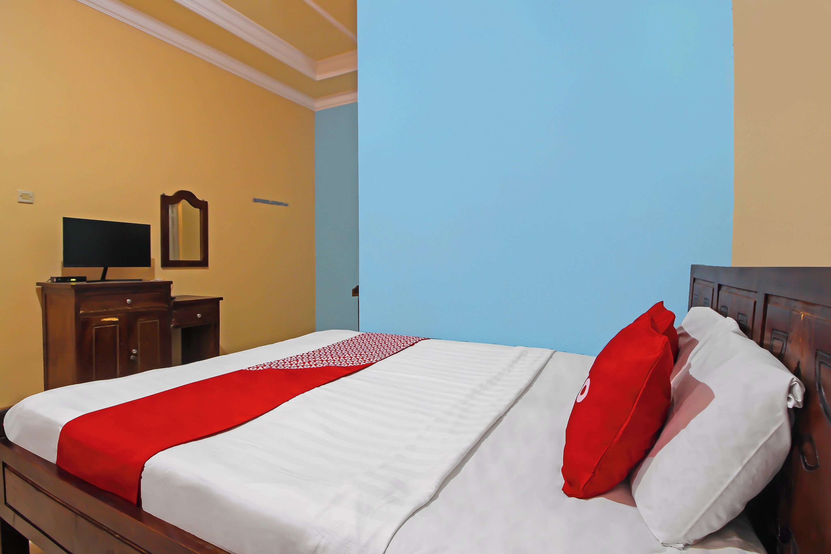 Hotel Dan Aula Wahyu Sari B by OYO