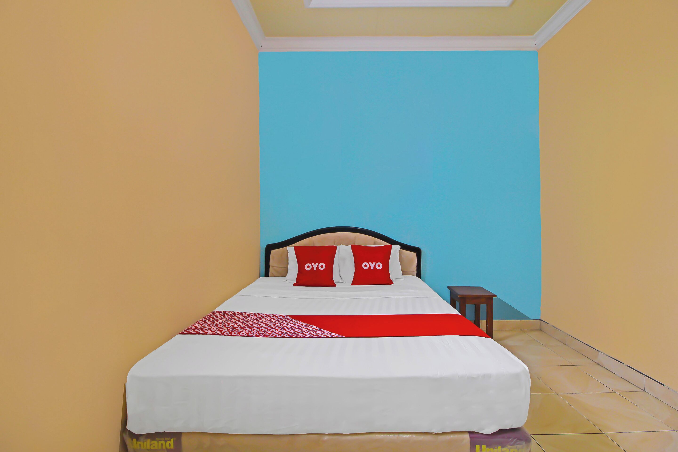 Hotel Dan Aula Wahyu Sari B by OYO