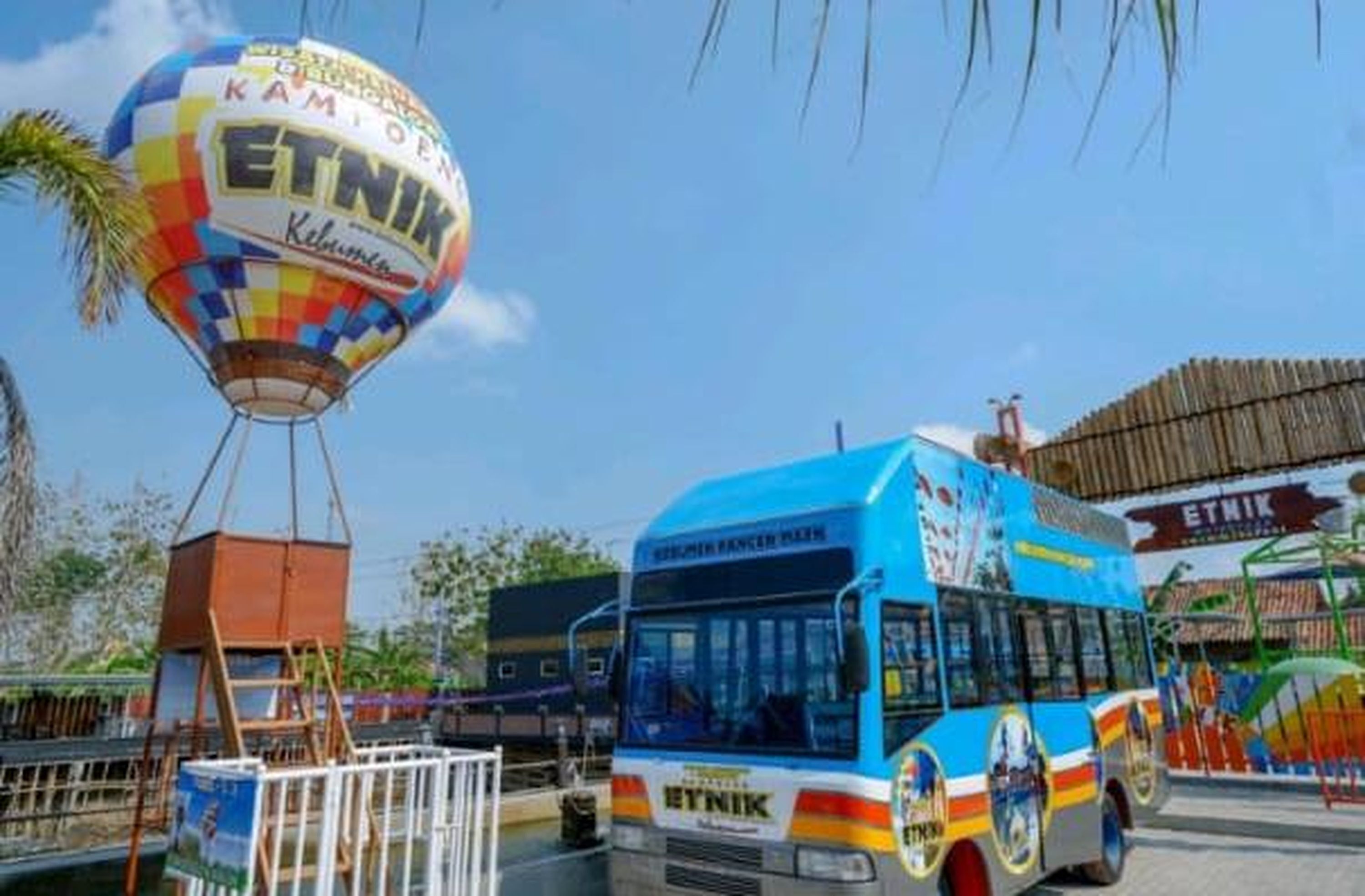 Bungalow Kampoeng Etnik