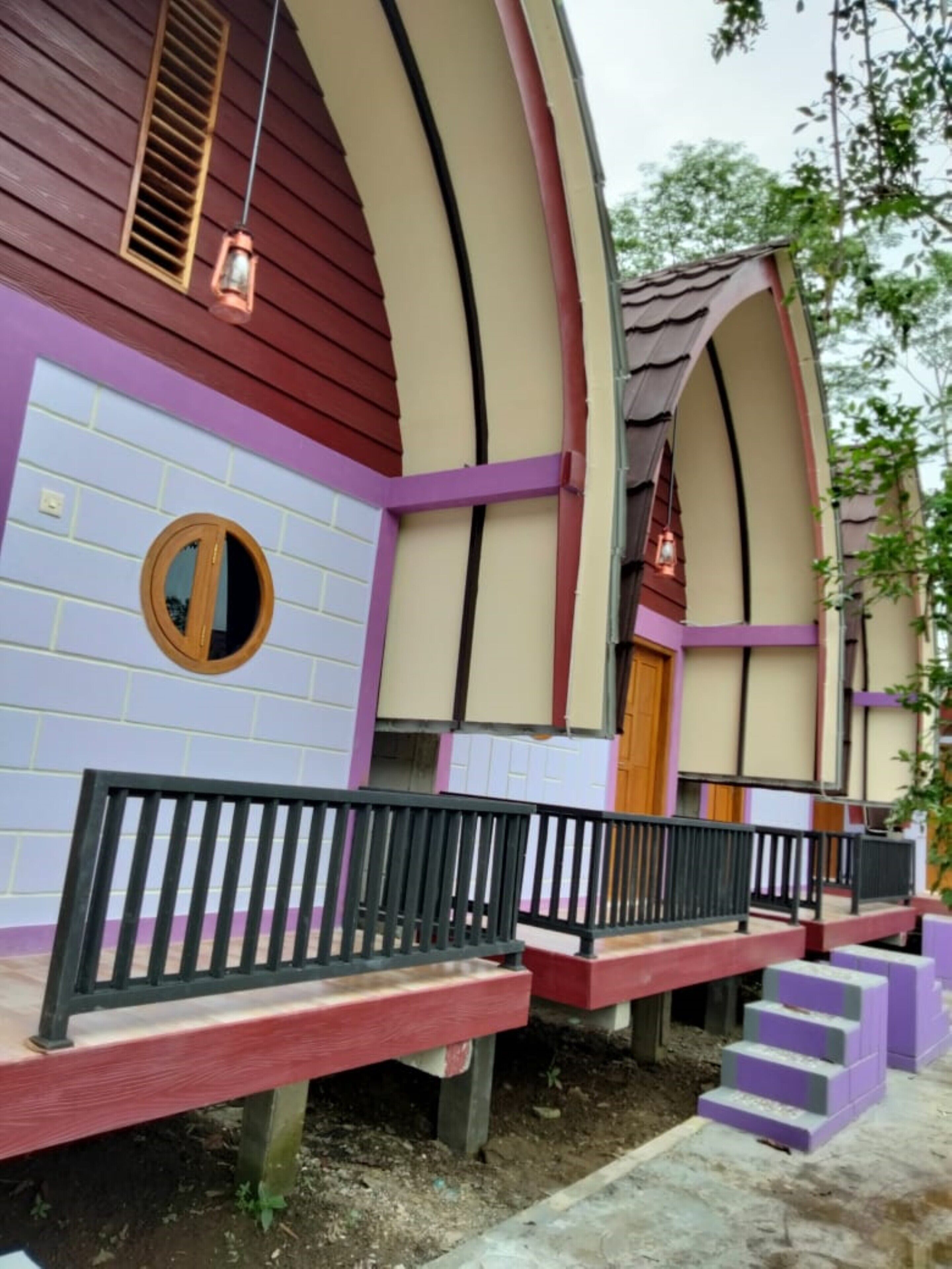 Bungalow Ungu Kebumen