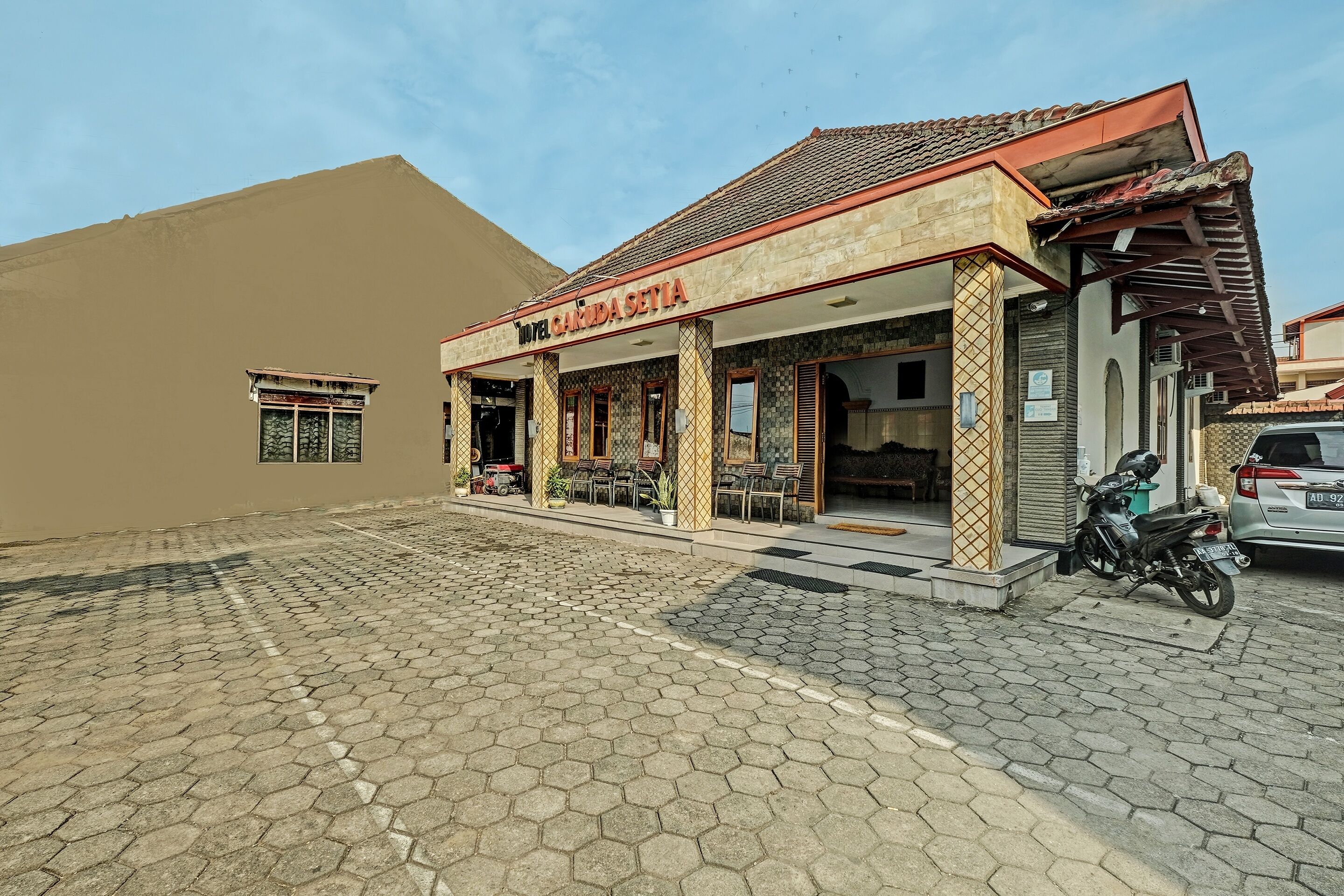 Garuda Setia Hotel by OYO