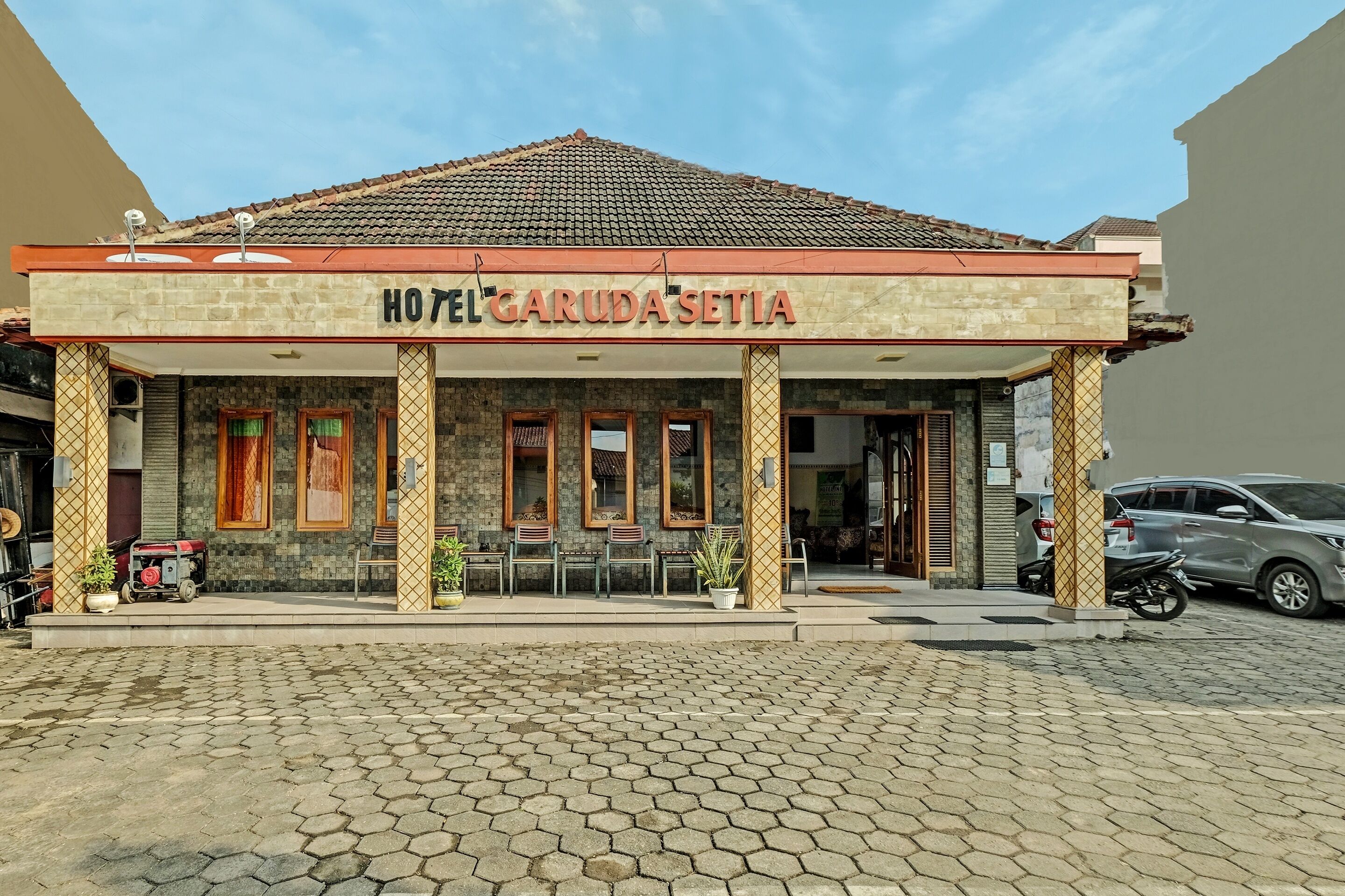 Garuda Setia Hotel by OYO