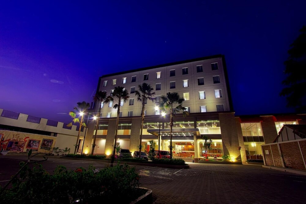 Grand Kolopaking Hotel