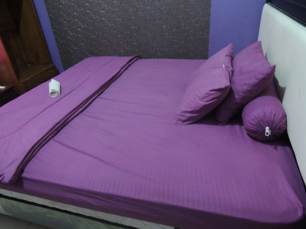 Ungu Nasional 2 Hotel