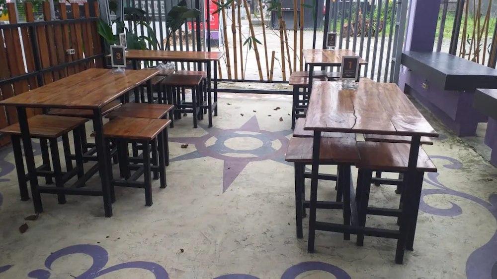 Ungu Nasional 2 Hotel