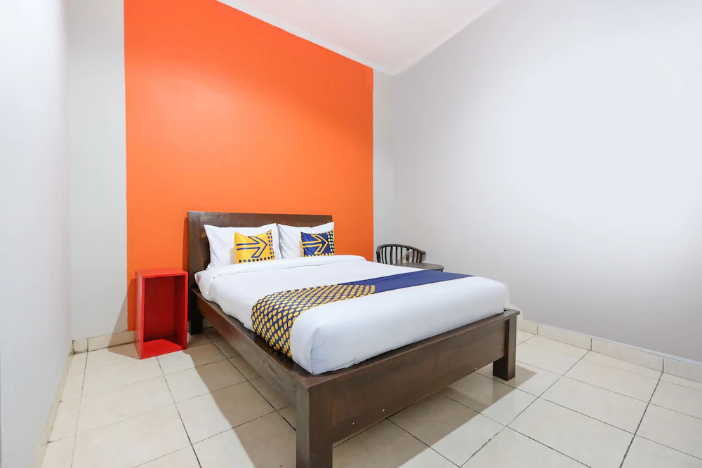 Kendal Residence by OYO Rooms