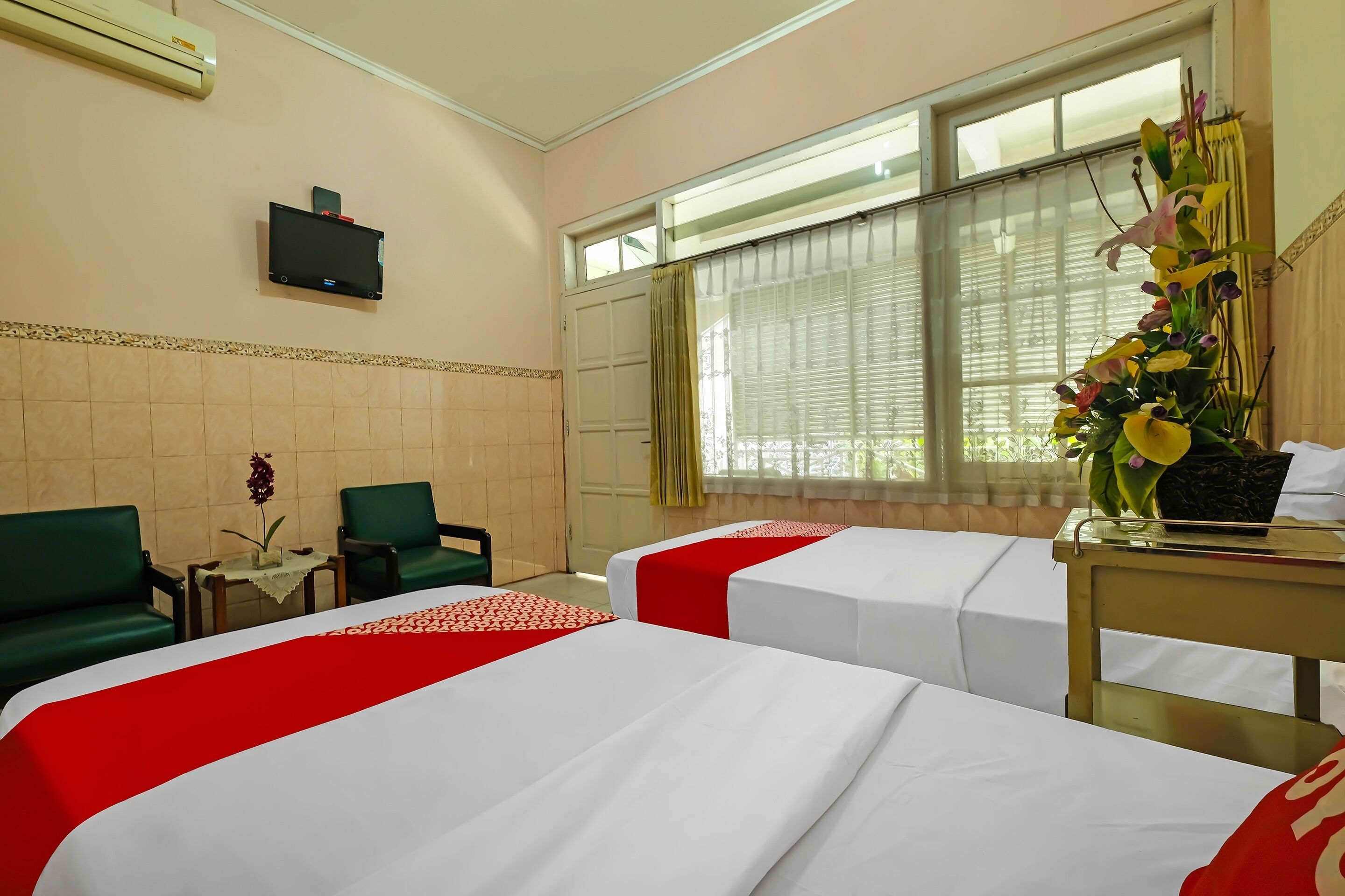 Griya Raharja Guest House Syariah By OYO