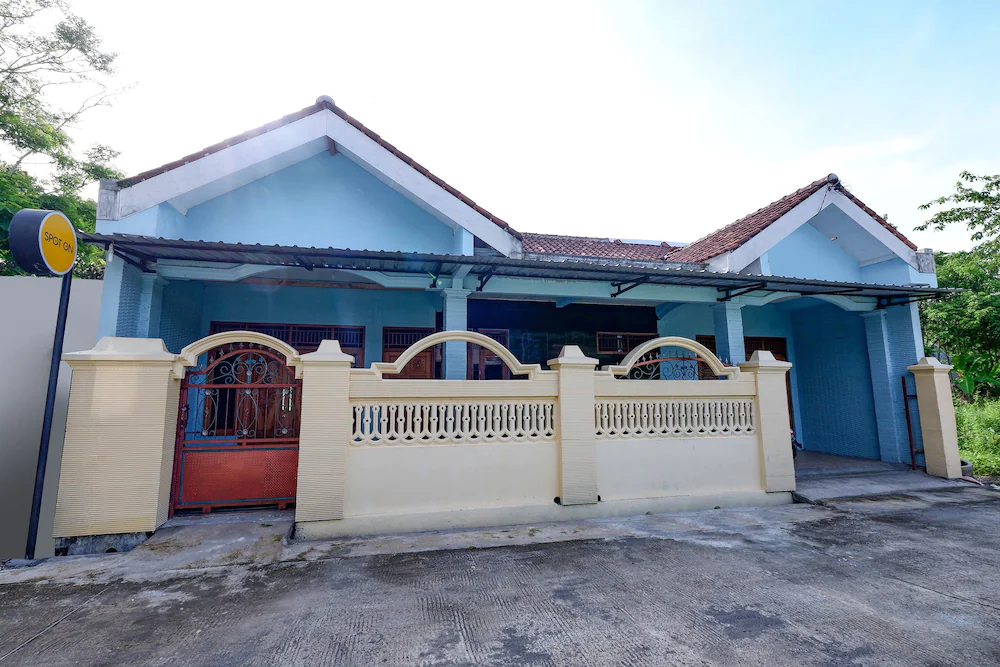 Griya Widya Syariah by OYO Rooms