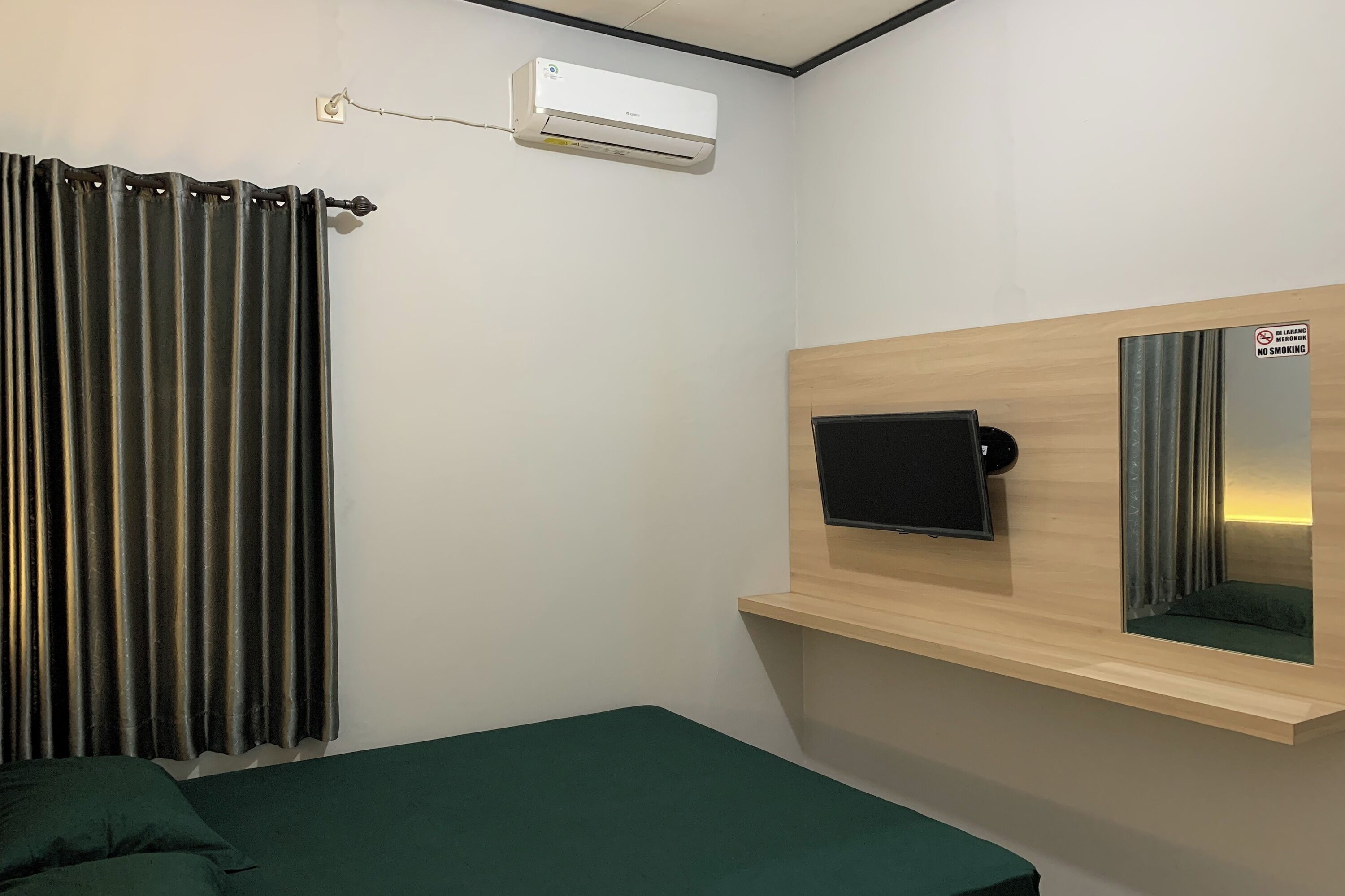 Hotel Merak Indah