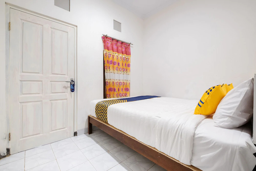 Puri Arsita Residence by OYO Rooms