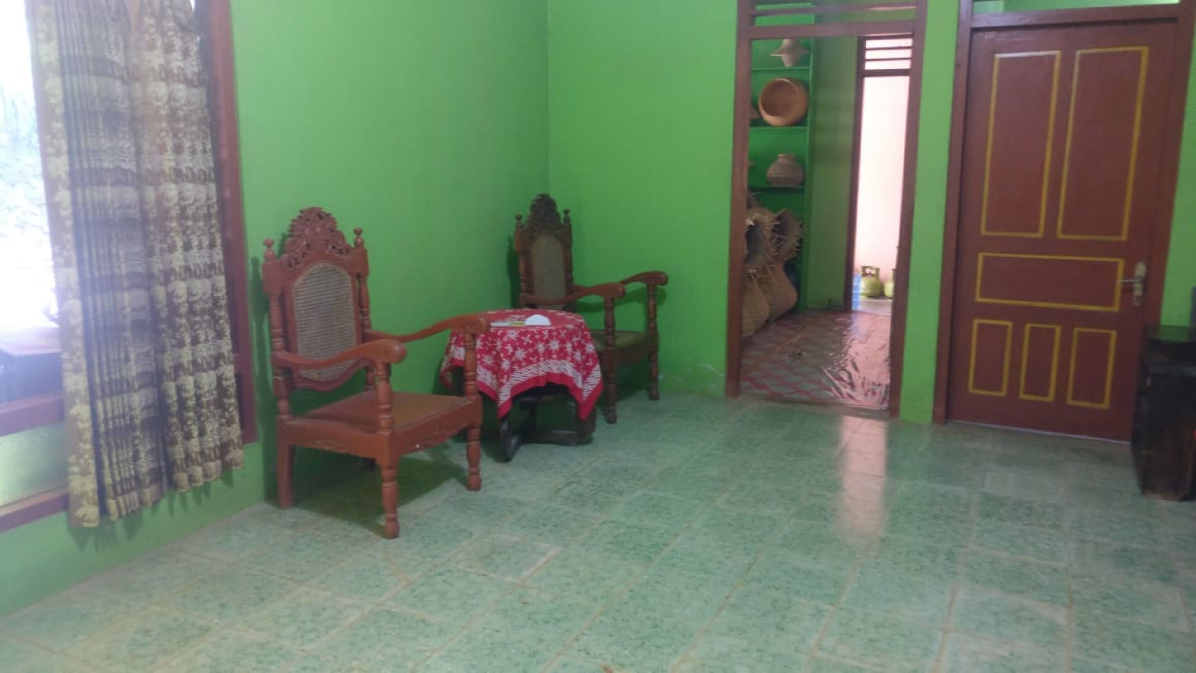 Adji Homestay