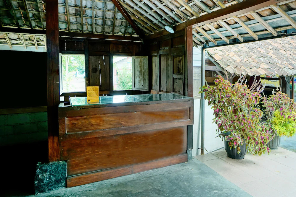 Omah Mbah Lurah Syariah by OYO Rooms