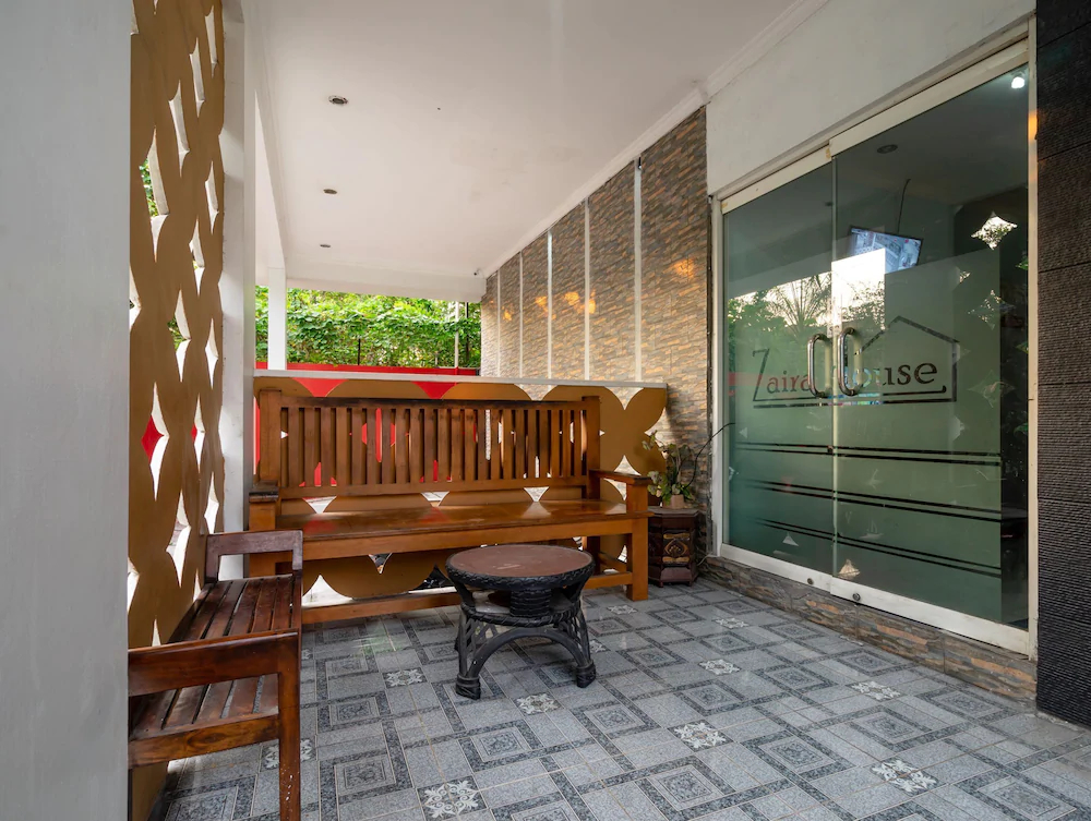 Zaira House by OYO Rooms