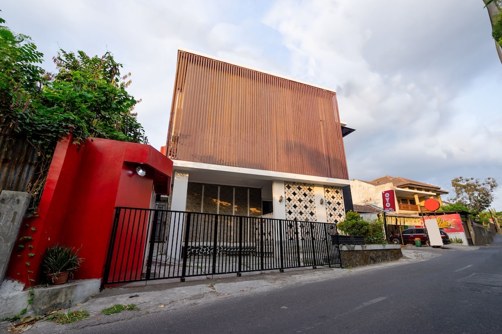 Zaira House by OYO Rooms