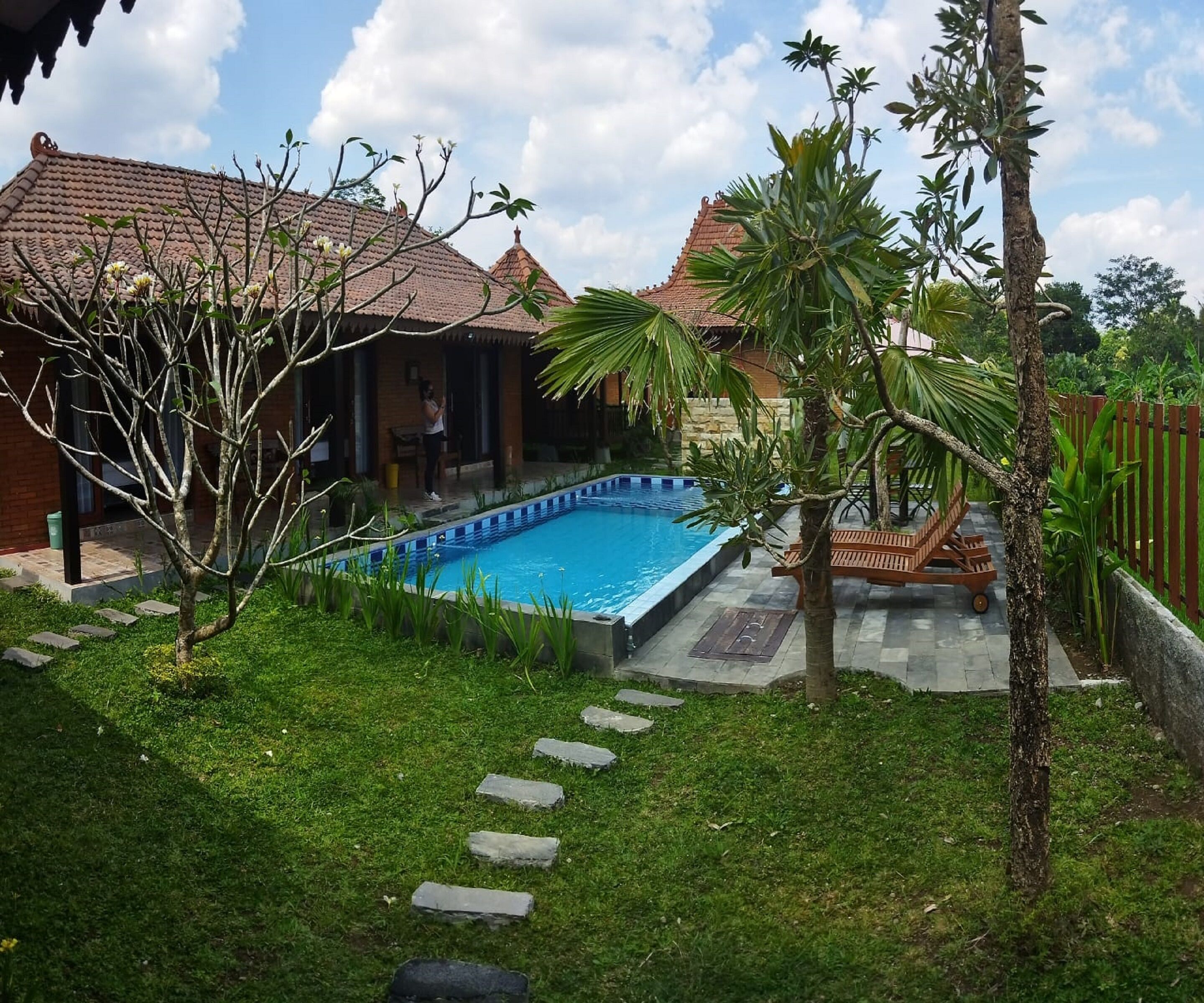 Adine Guest House