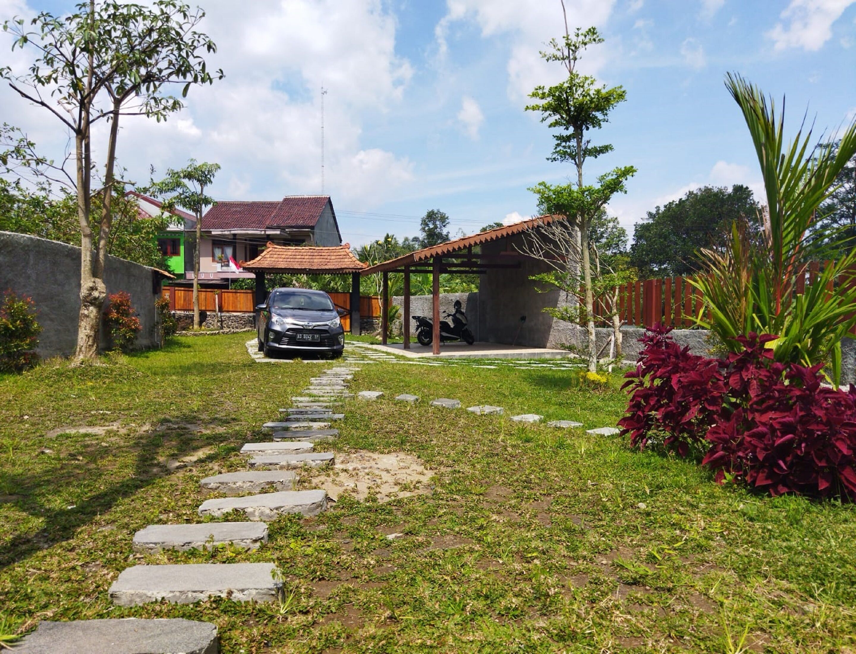 Adine Guest House