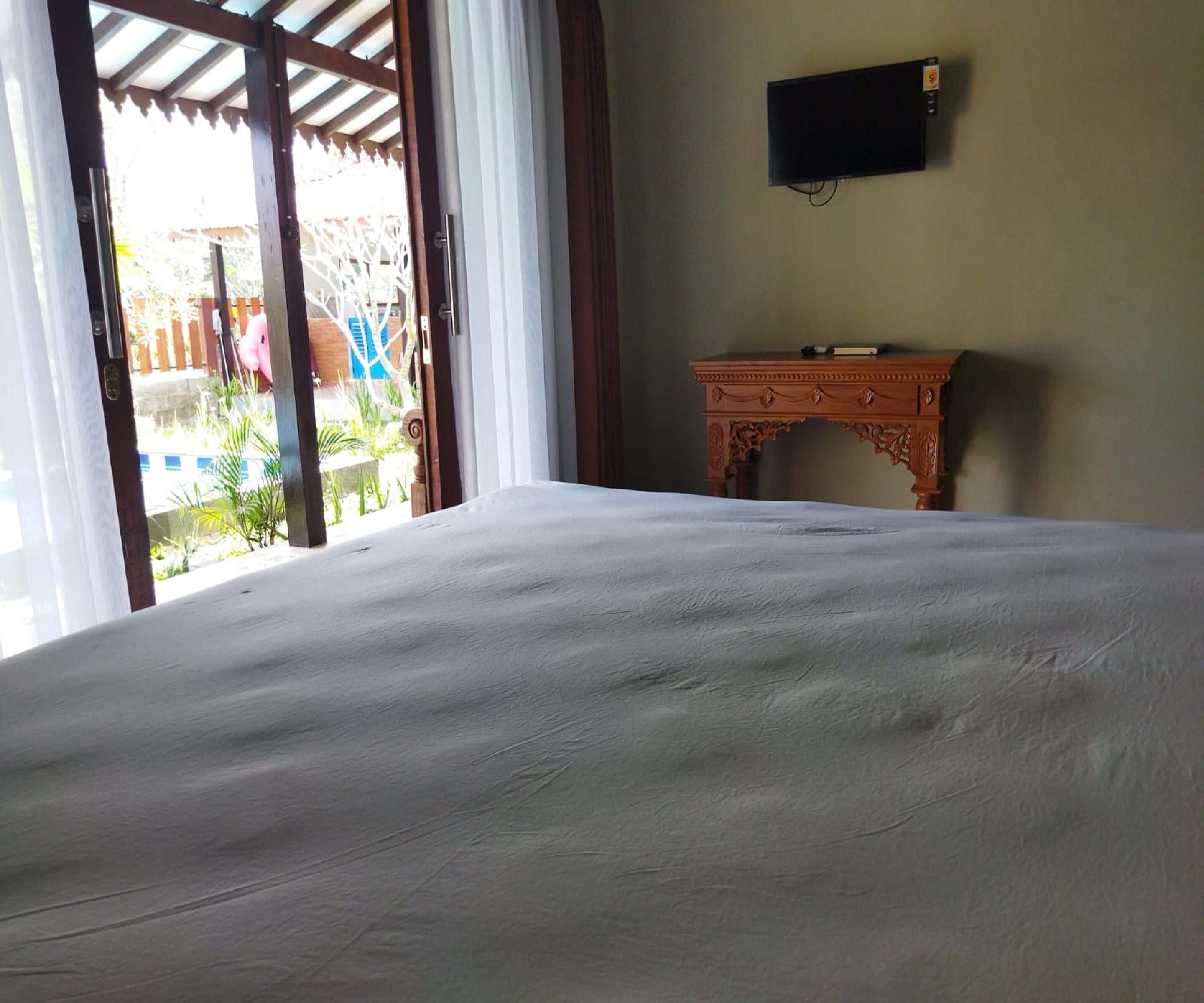 Adine Guest House