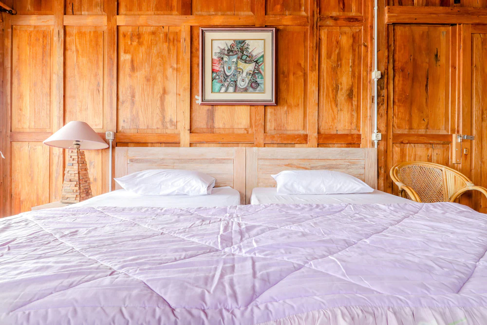 Adinda Beach Hotel and Villa