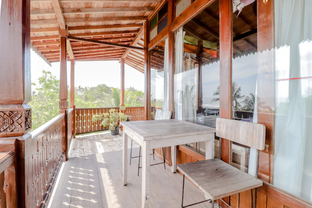 Adinda Beach Hotel and Villa