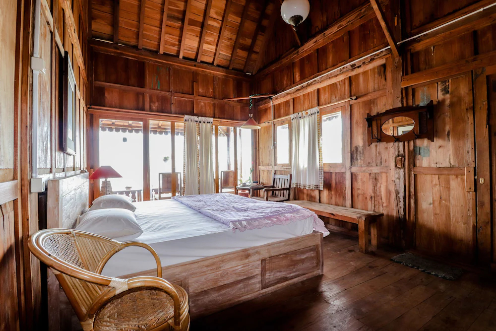 Adinda Beach Hotel and Villa