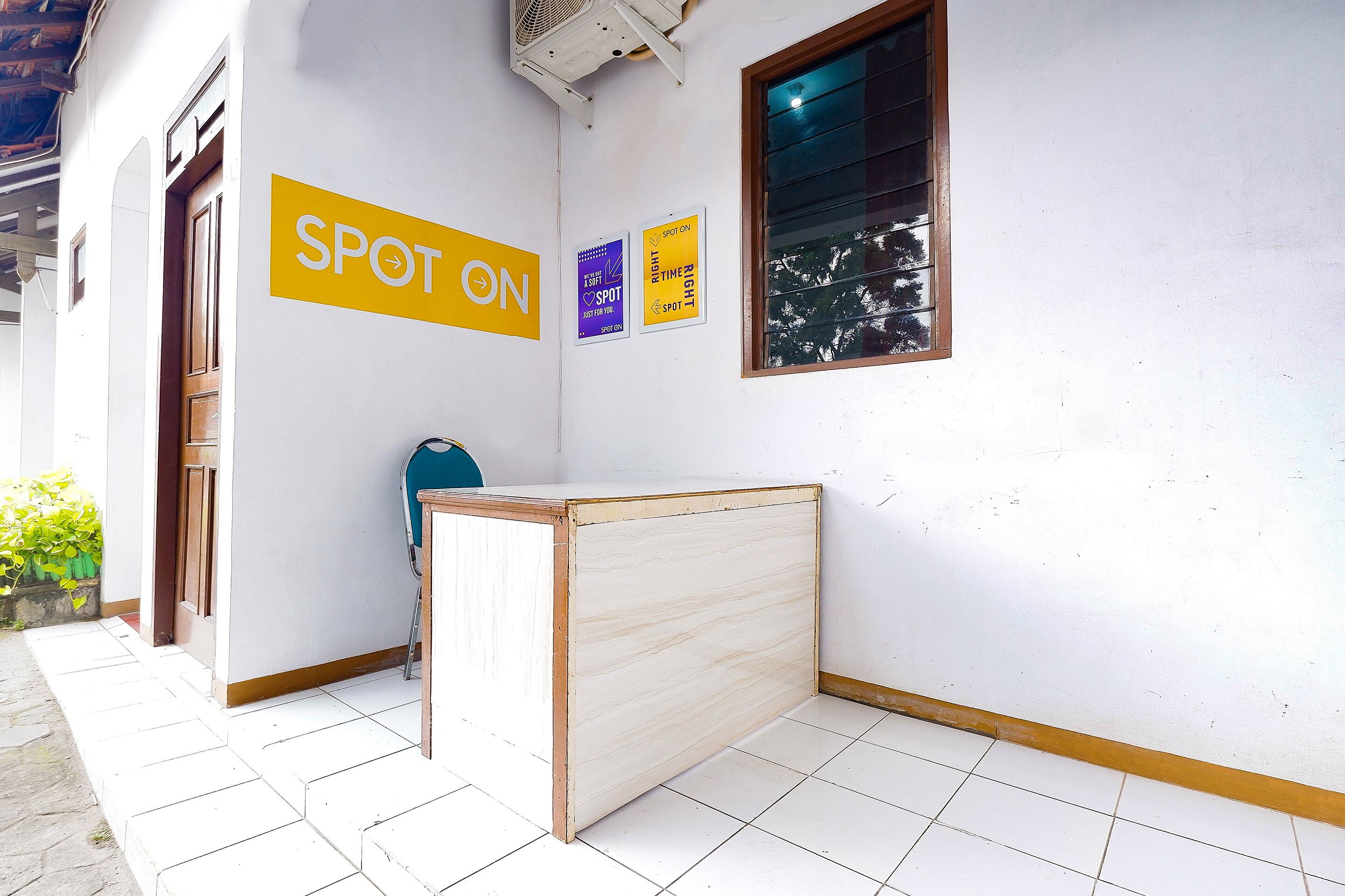 SPOT ON 2865 Sartika Inn Pati